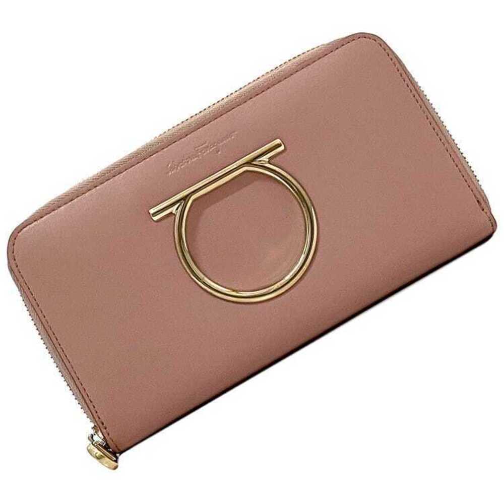 Salvatore Ferragamo Round Zipper Long Wallet Gancini Leather Pink